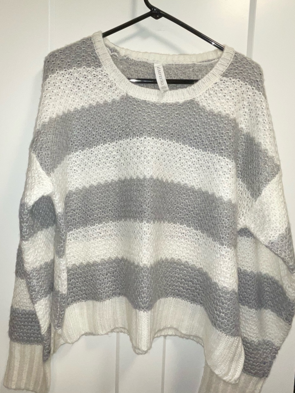 Areopostale Cozy Women’s Striped Sweater - Gray & White